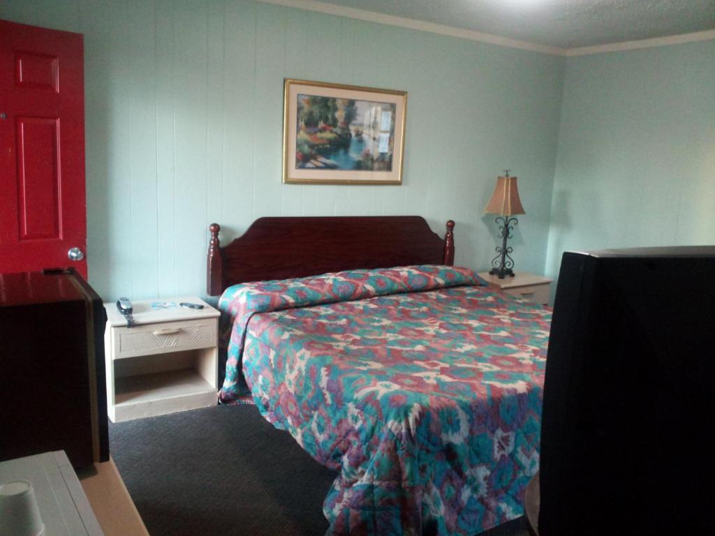 كورنيليا Skyland Motel الغرفة الصورة