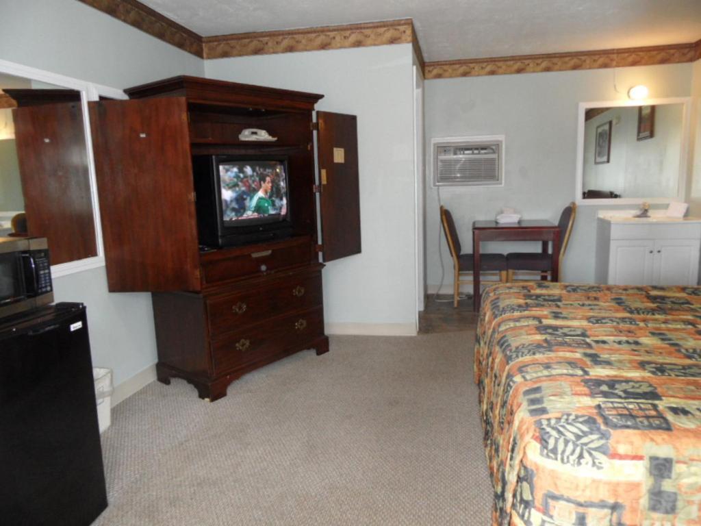 كورنيليا Skyland Motel الغرفة الصورة